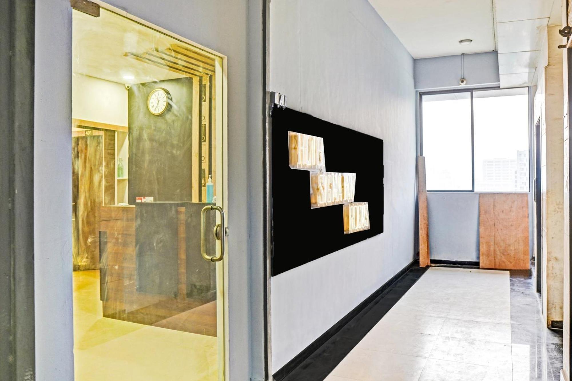 Collection O Sigma Inn Surat Exterior foto